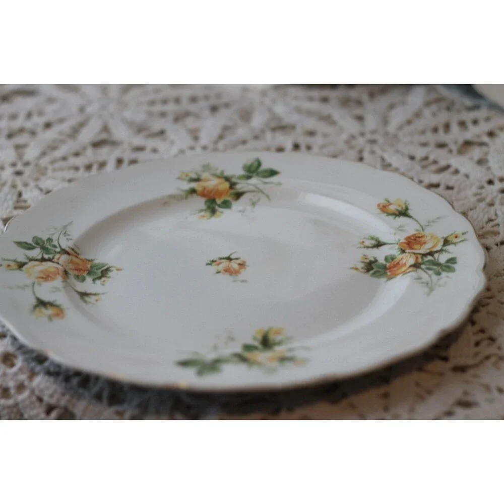 22 Kt Gold Rim Yellow Rose 10